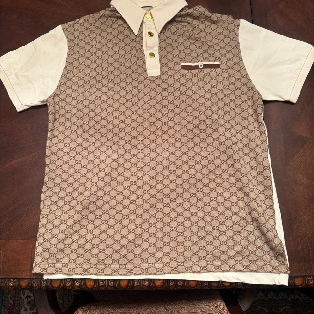 Beige Gucci pattern polo shirt